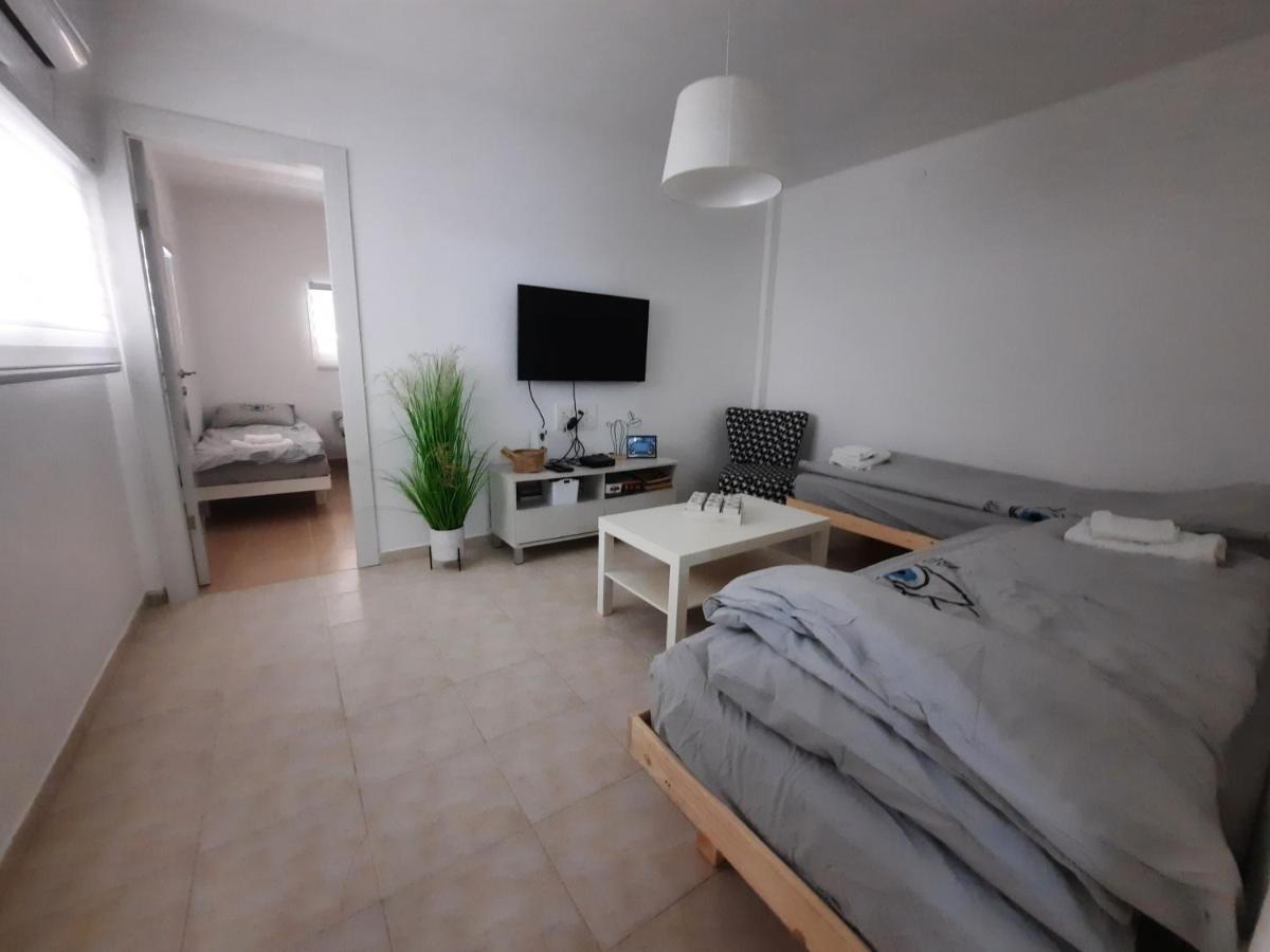 Akhva Accommodation Unit Arad Esterno foto