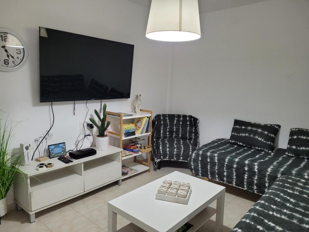 Akhva Accommodation Unit Arad Esterno foto